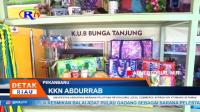 PLAY (klik di sini) UNIVERSITAS ABDURRAB BERIKAN PELATIHAN REVITALIZING LOCAL COMMERCE KEPADA IKM KEMBANG SETAMAN
