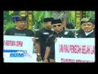 PLAY (klik di sini) 9 ORANG KETUA DEWAN PIMPINAN HARIAN KOTA PEKANBARU DATANGI LAM RIAU TOLAK HASIL MUSDA
