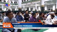 GUBERNUR SYAMSUAR DAN WAGUBRI SHOLAT TARAWIH PERDANA DI MASJID RAYA ANNUR
